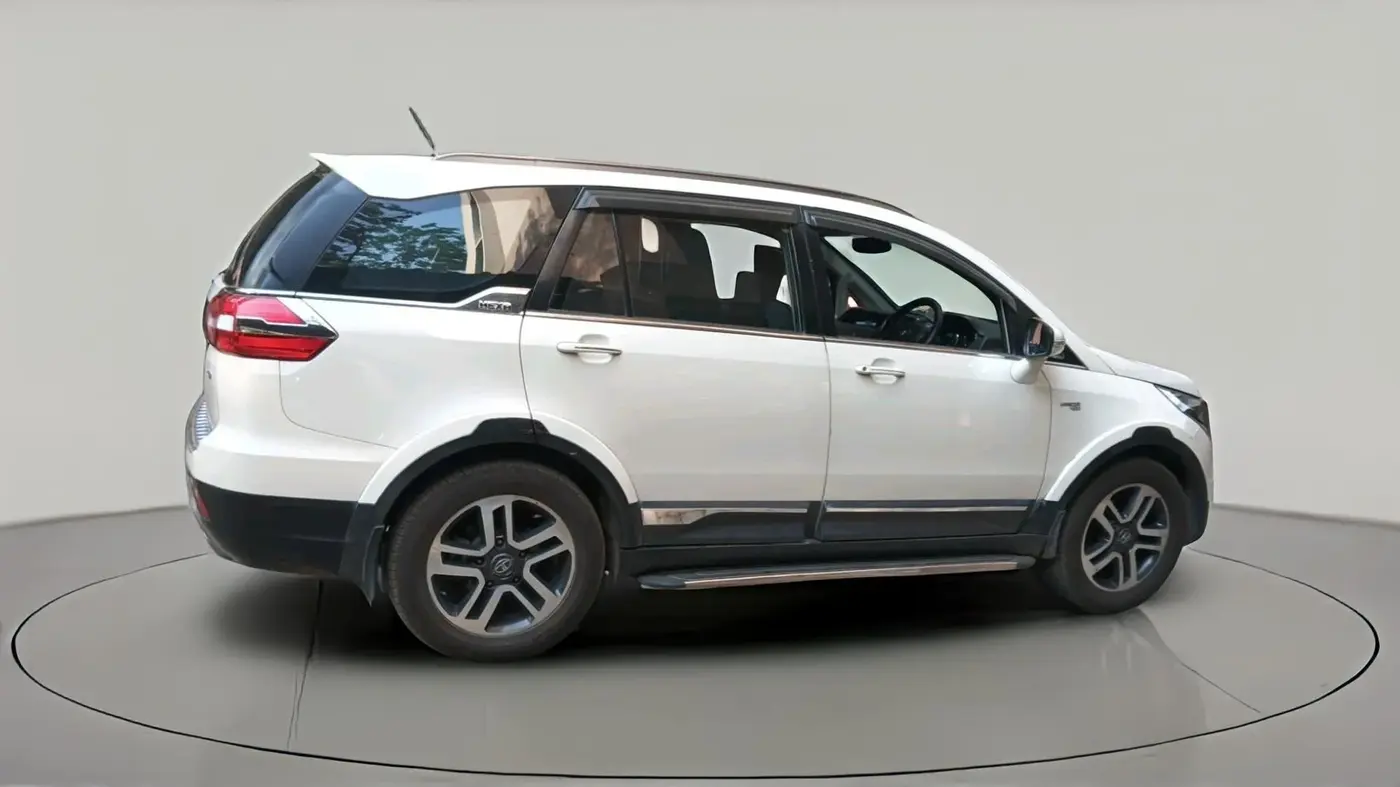 2017 Tata Hexa XTA 4X2 7 STR, Diesel, Automatic, 71,510 km, exterior