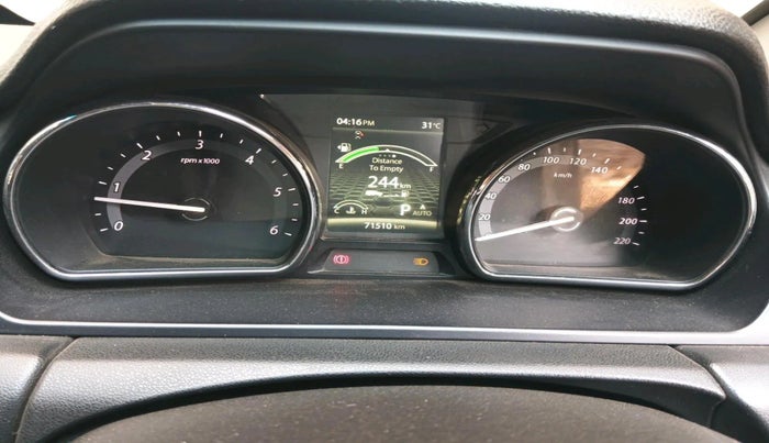 2017 Tata Hexa XTA 4X2 7 STR, Diesel, Automatic, 71,510 km, interior