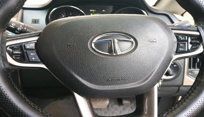 2017 Tata Hexa XTA 4X2 7 STR, Diesel, Automatic, 71,510 km, interior