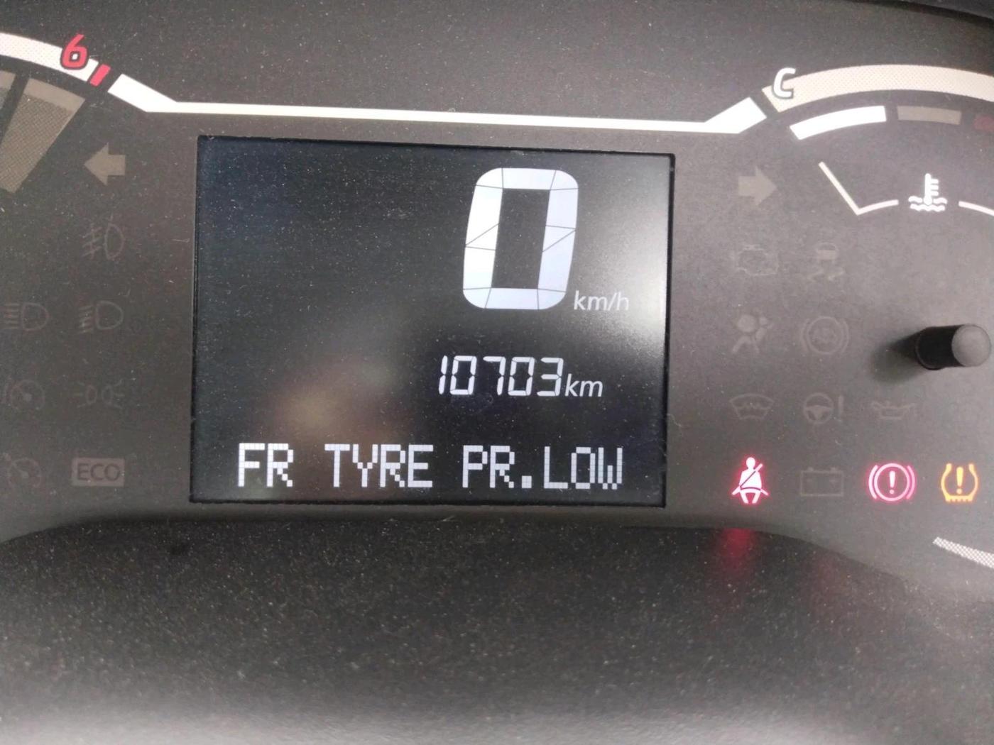 2023 Nissan MAGNITE XE, Petrol, Manual, 10,703 km, interior