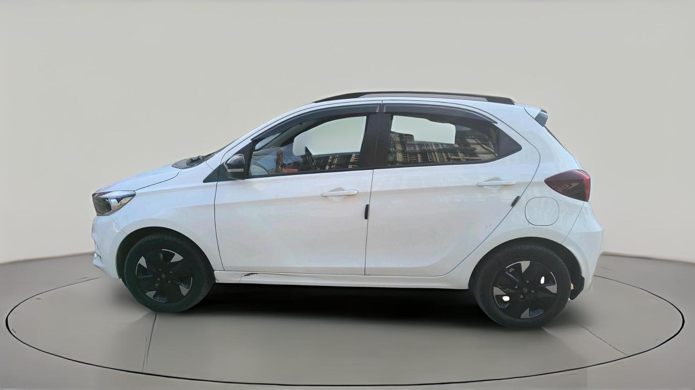 2025 Tata Tiago XT PETROL, Petrol, Manual, 7,428 km, exterior