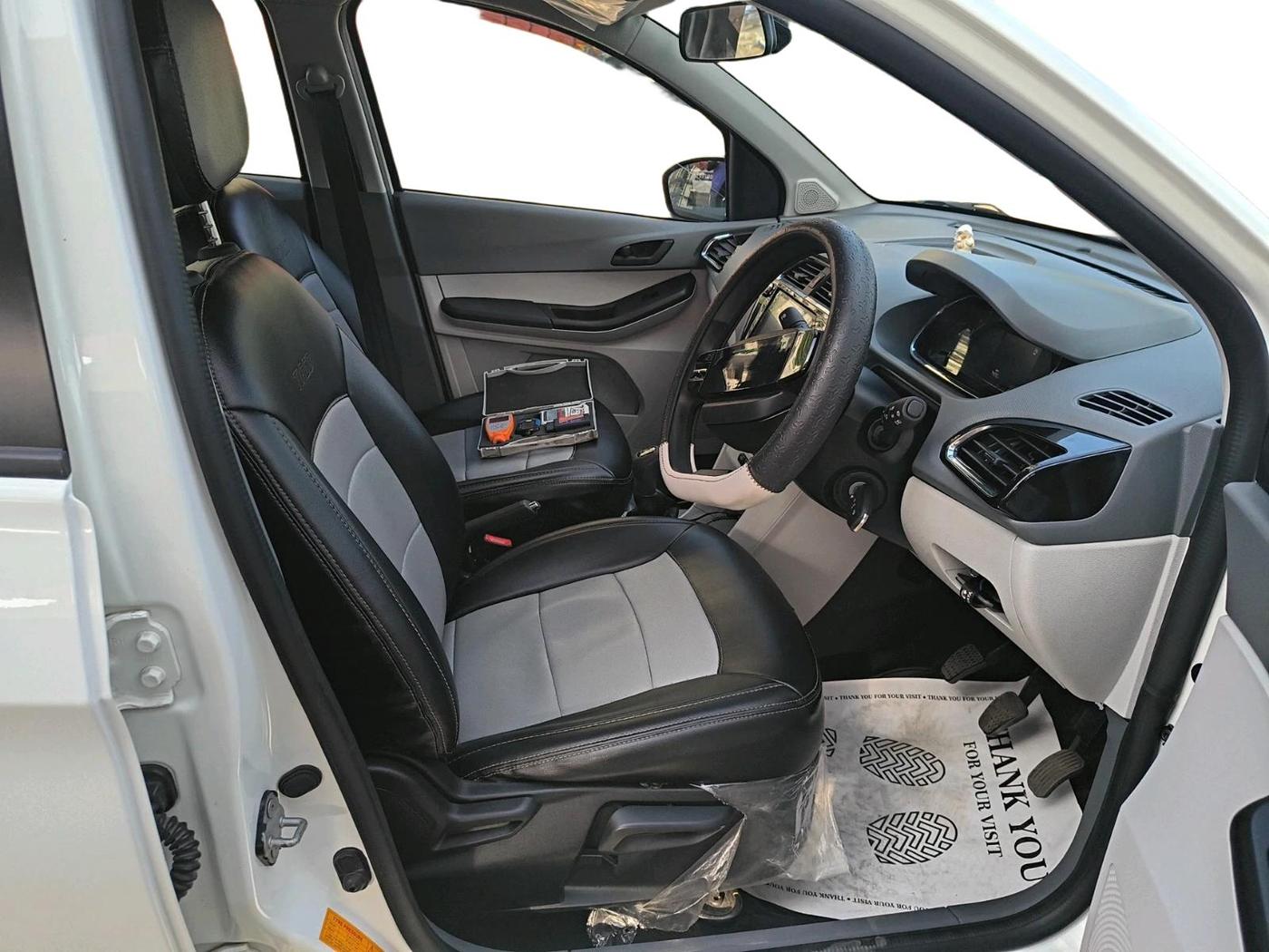 2025 Tata Tiago XT PETROL, Petrol, Manual, 7,428 km, interior