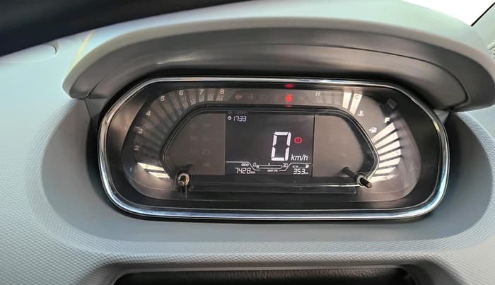 2025 Tata Tiago XT PETROL, Petrol, Manual, 7,428 km, interior