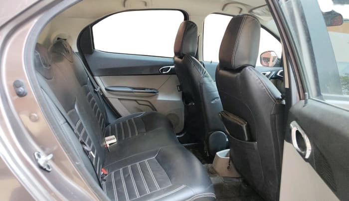 2017 Tata Tiago XZ PETROL, Petrol, Manual, 47,586 km, interior