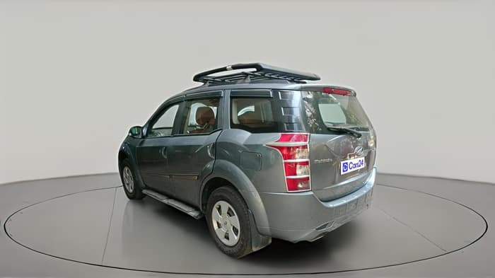 2014 Mahindra XUV500 W4, Diesel, Manual, 92,742 km, exterior