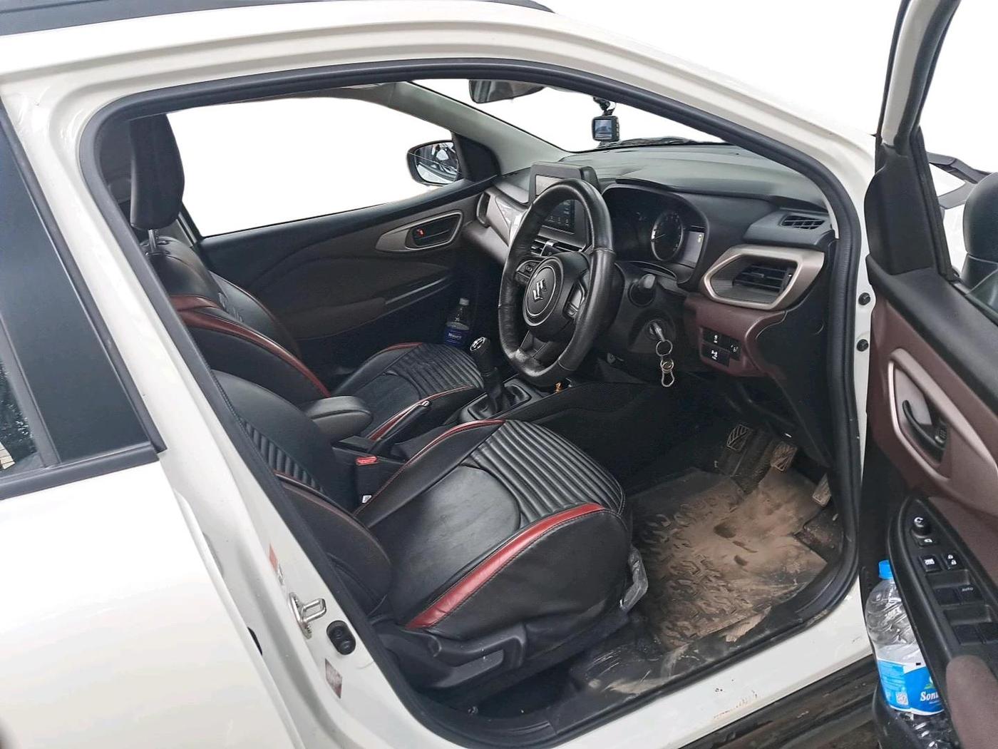 2025 Maruti FRONX DELTA CNG 1.2 MT, CNG, Manual, 12,637 km, interior