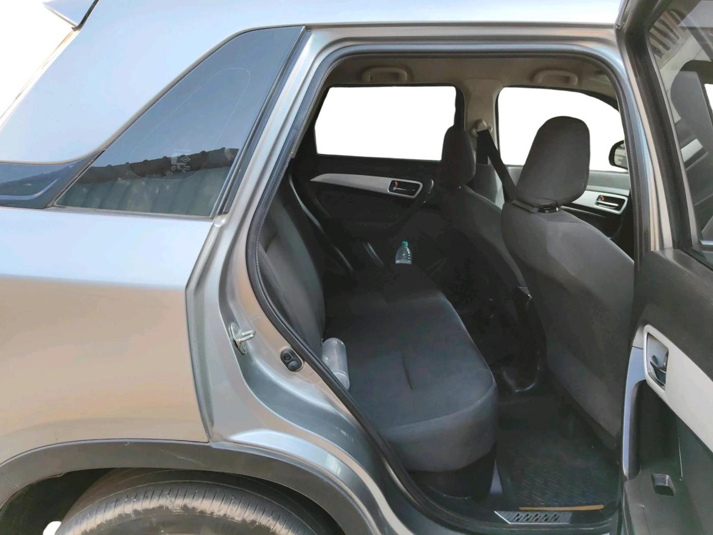 2020 Maruti Vitara Brezza LXI, Petrol, Manual, 87,537 km, interior