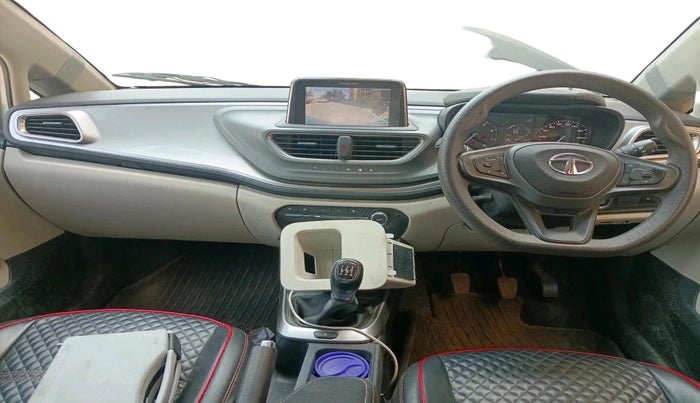 2023 Tata ALTROZ XZ PETROL, Petrol, Manual, 7,641 km, interior