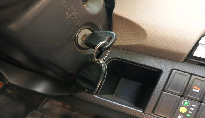 2014 Maruti Wagon R 1.0 LXI CNG, CNG, Manual, 1,01,690 km, interior