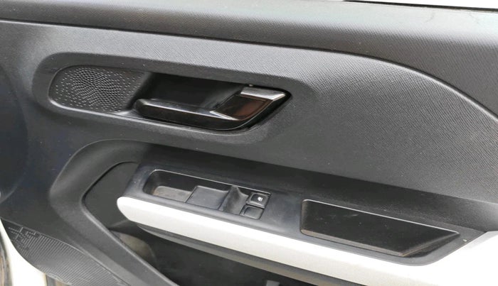 2022 Tata PUNCH PURE MT, Petrol, Manual, 12,559 km, interior