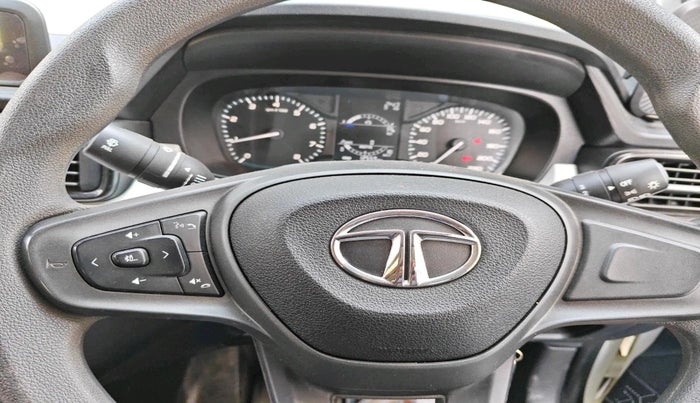 2022 Tata PUNCH PURE MT, Petrol, Manual, 12,559 km, interior