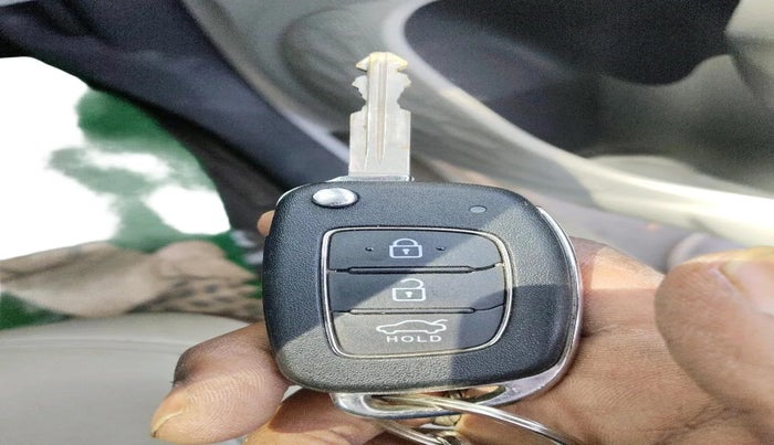 2023 Hyundai AURA S 1.2 CNG, CNG, Manual, 15,369 km, interior