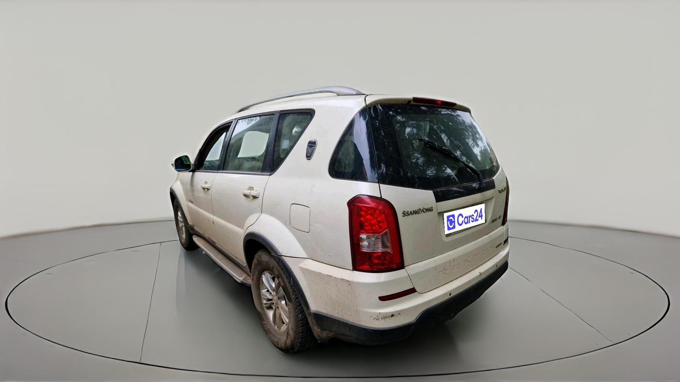 2013 Ssangyong Rexton RX7, Diesel, Automatic, 3,73,050 km, exterior