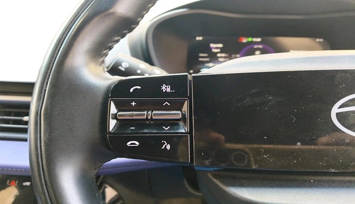 2023 Tata NEXON FEARLESS PURPLE + SUNROOF DCA DUAL TONE 1.2 PETROL, Petrol, Automatic, 24,269 km, interior