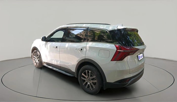 2025 Mahindra XUV700 AX 7 LUXURY D AT 7 STR, Diesel, Automatic, 8,298 km, exterior
