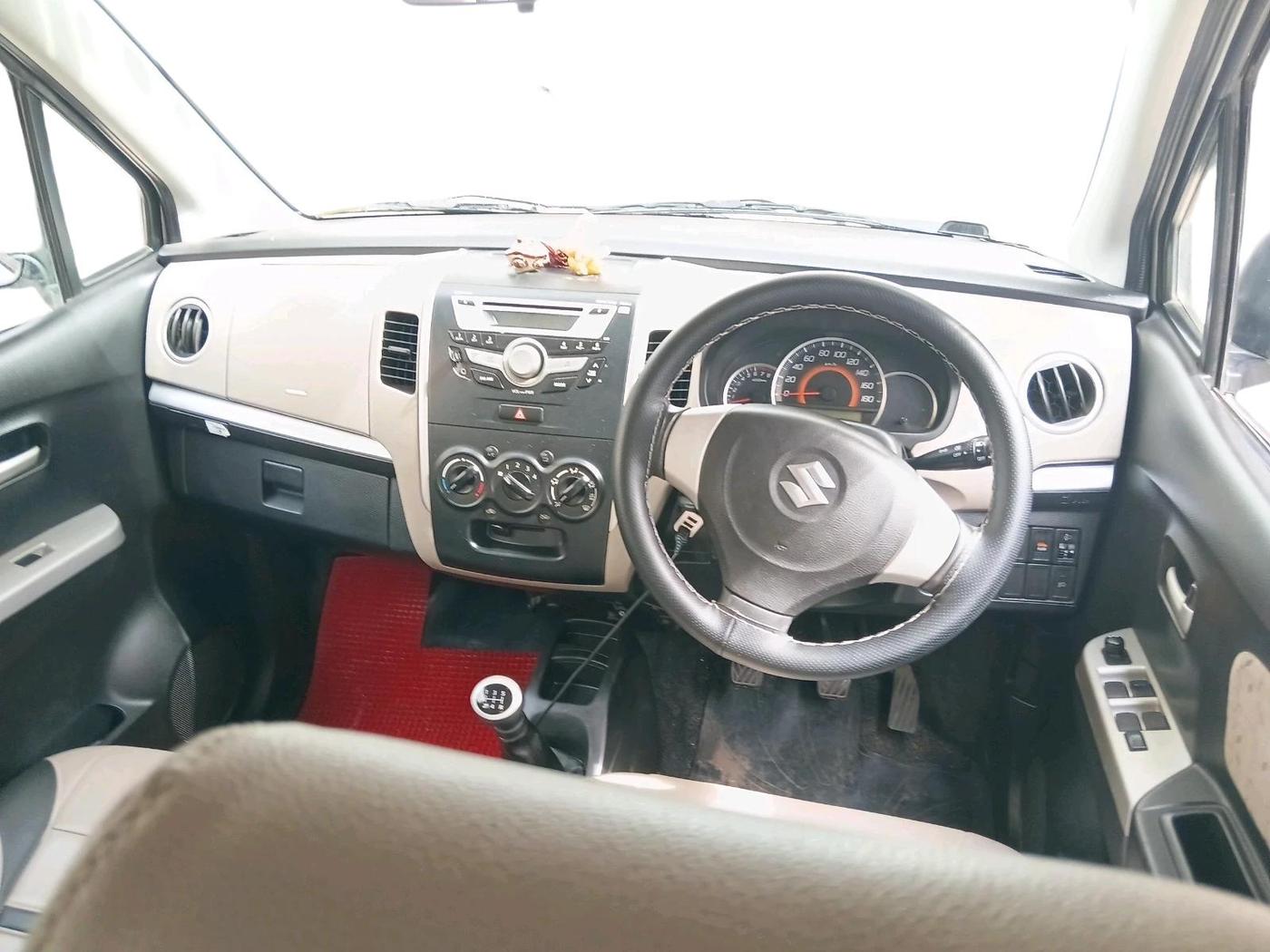 2015 Maruti Wagon R 1.0 VXI, Petrol, Manual, 62,948 km, interior