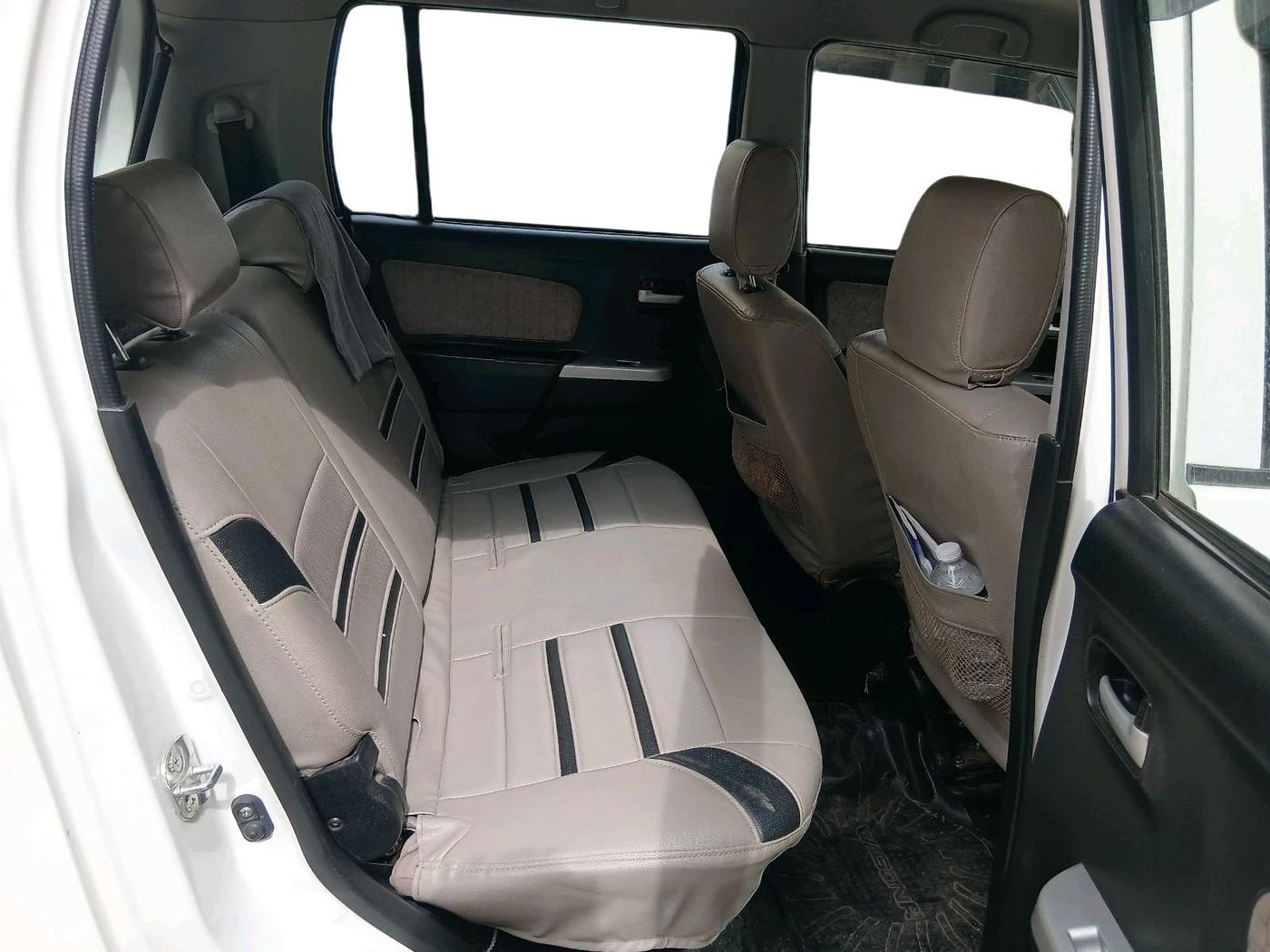2015 Maruti Wagon R 1.0 VXI, Petrol, Manual, 62,948 km, interior