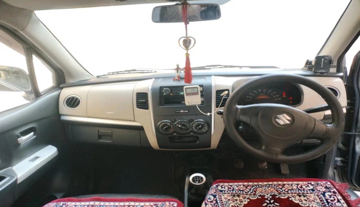 2018 Maruti Wagon R 1.0 LXI CNG, CNG, Manual, 3,09,581 km, interior