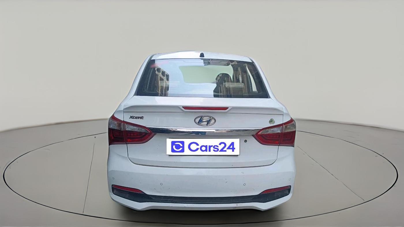 2018 Hyundai Xcent S 1.2, Petrol, Manual, 2,01,933 km, exterior