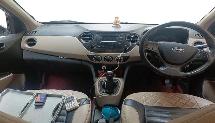 2018 Hyundai Xcent S 1.2, Petrol, Manual, 2,01,933 km, interior