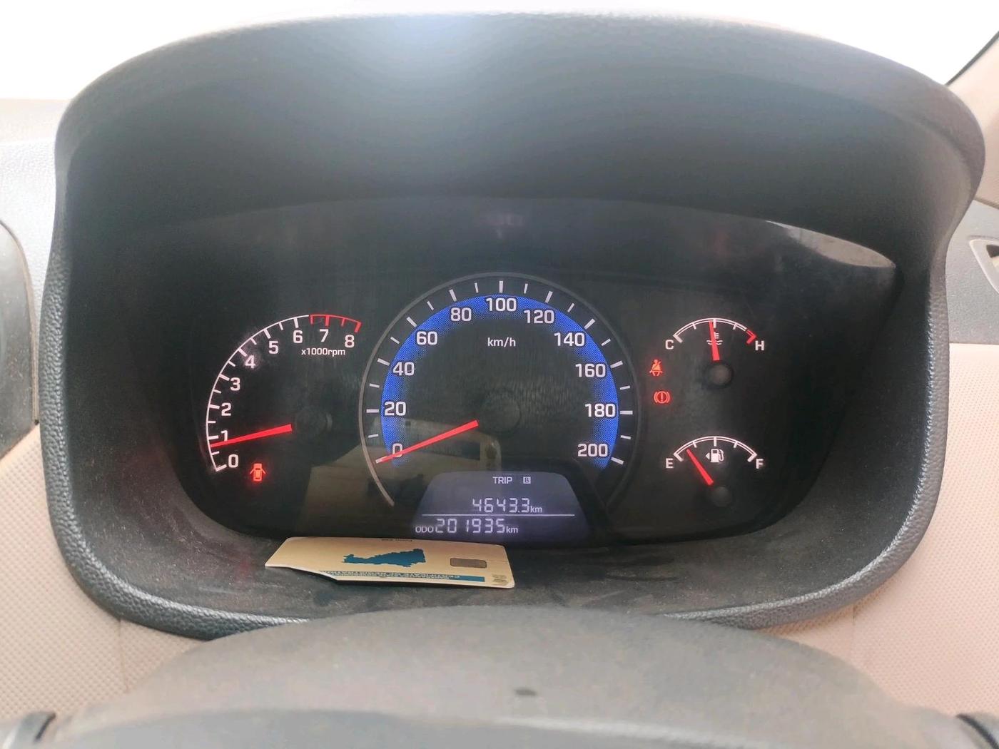 2018 Hyundai Xcent S 1.2, Petrol, Manual, 2,01,933 km, interior