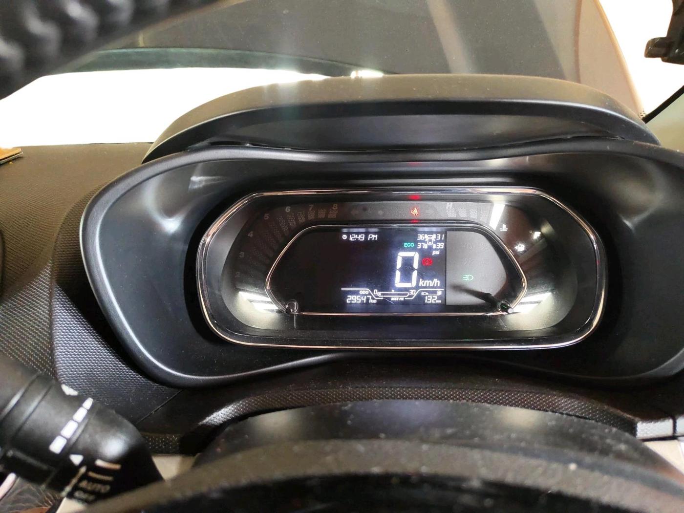 2023 Tata NEXON XZ PLUS LUXURY SUNROOF PETROL, Petrol, Manual, 29,547 km, interior