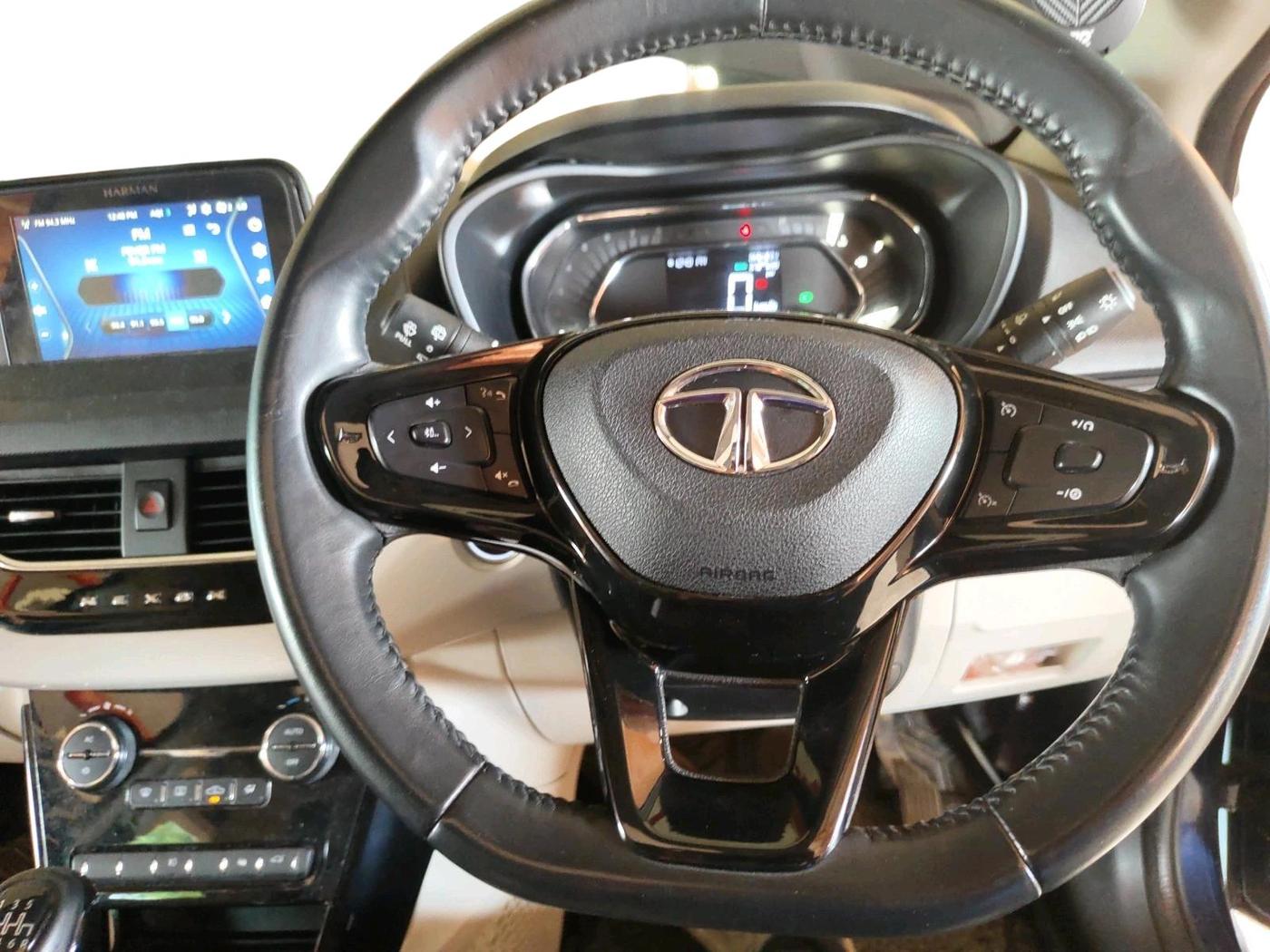 2023 Tata NEXON XZ PLUS LUXURY SUNROOF PETROL, Petrol, Manual, 29,547 km, interior