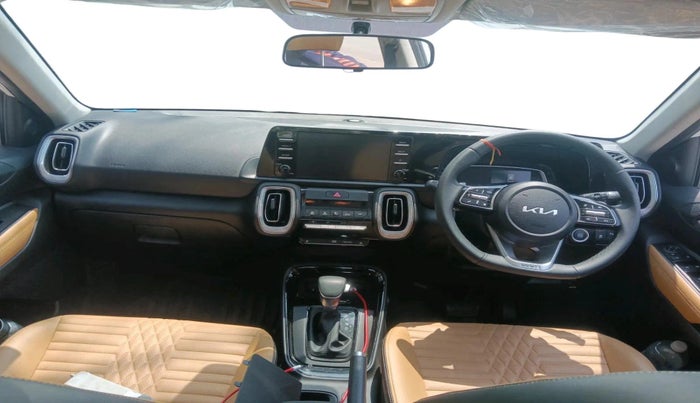 2025 KIA SONET 	 HTX 1.0 TURBO DCT, Petrol, Automatic, 2,493 km, interior