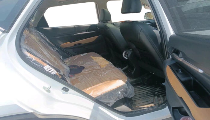 2025 KIA SONET 	 HTX 1.0 TURBO DCT, Petrol, Automatic, 2,493 km, interior