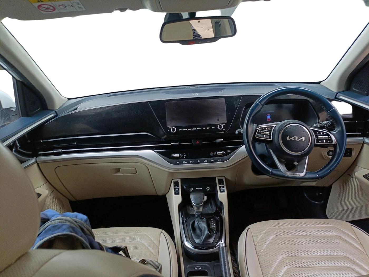 2022 KIA CARENS LUXURY PLUS 1.5 DIESEL AT 7 STR, Diesel, Automatic, 75,168 km, interior