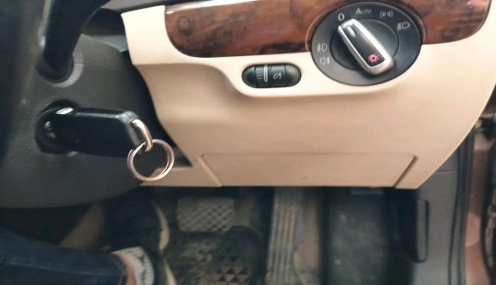 2014 Volkswagen Jetta HIGHLINE TDI AT, Diesel, Automatic, 94,473 km, interior