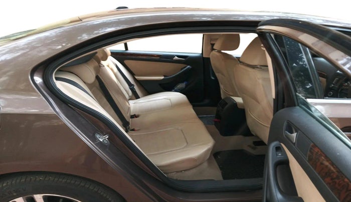 2014 Volkswagen Jetta HIGHLINE TDI AT, Diesel, Automatic, 94,473 km, interior