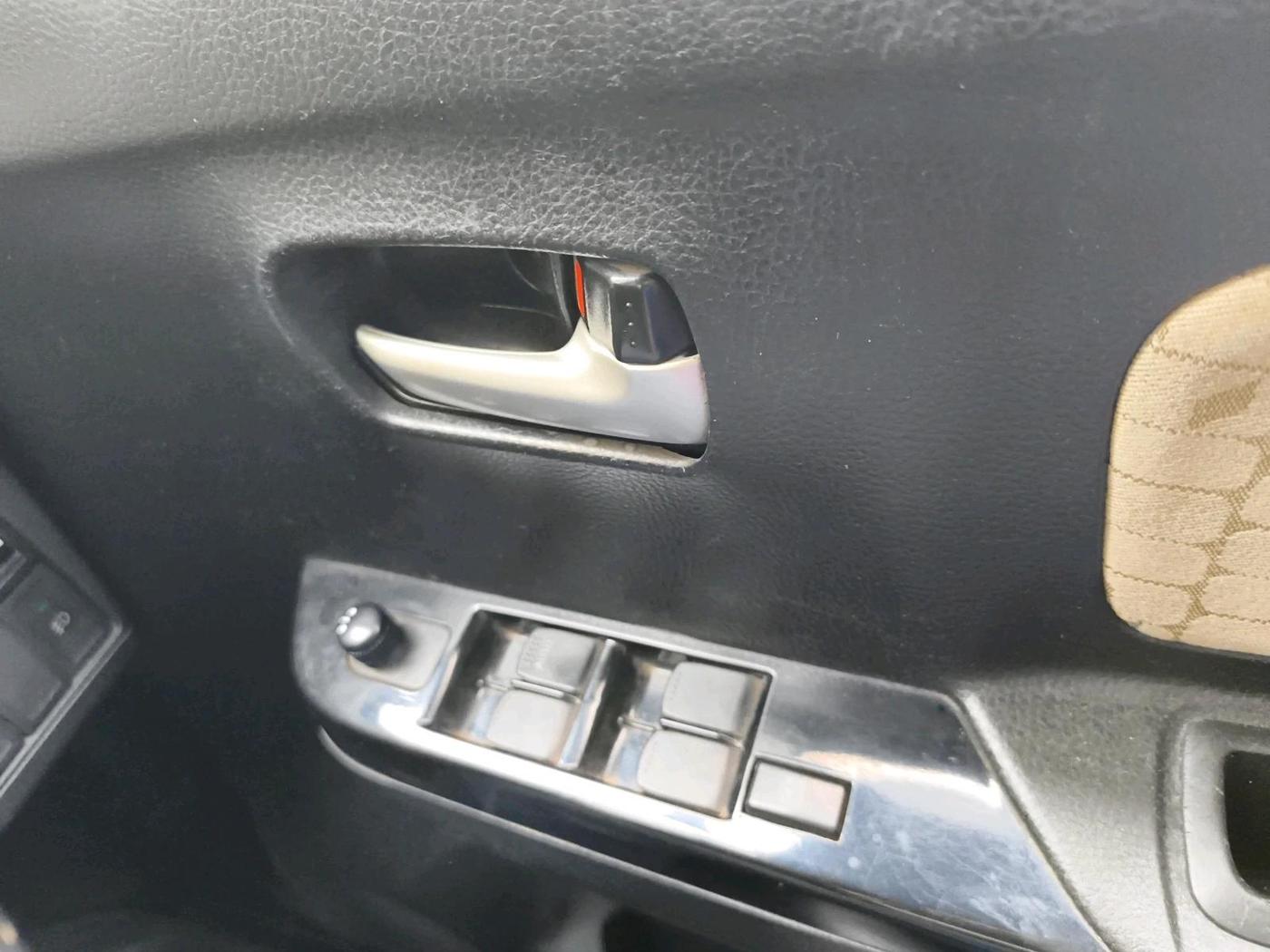 2017 Maruti Wagon R 1.0 VXI, Petrol, Manual, 1,15,830 km, interior