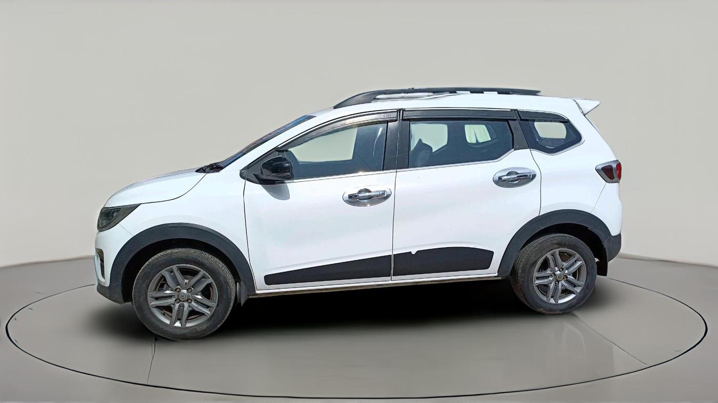 2023 Renault TRIBER RXZ, Petrol, Manual, 38,512 km, exterior