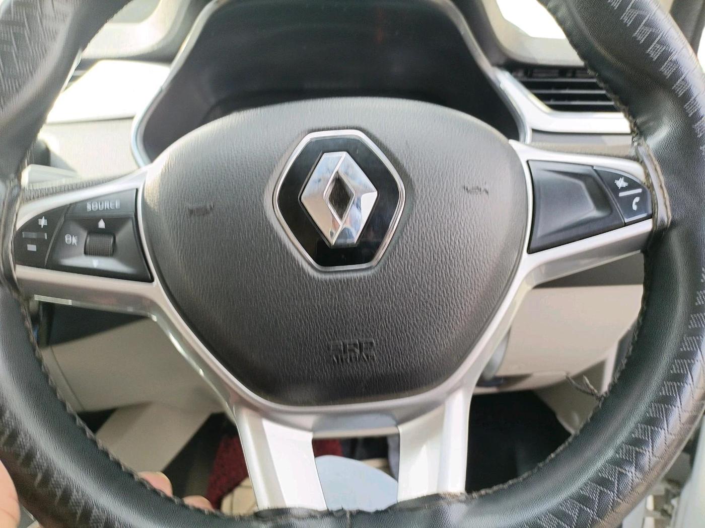 2023 Renault TRIBER RXZ, Petrol, Manual, 38,512 km, interior