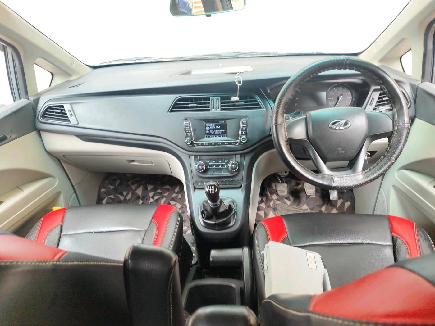 2019 Mahindra MARAZZO M4 8 STR, Diesel, Manual, 38,926 km, interior