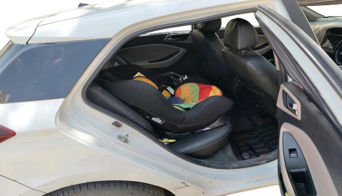 2016 Hyundai Elite i20 SPORTZ 1.2, Petrol, Manual, 1,22,898 km, interior