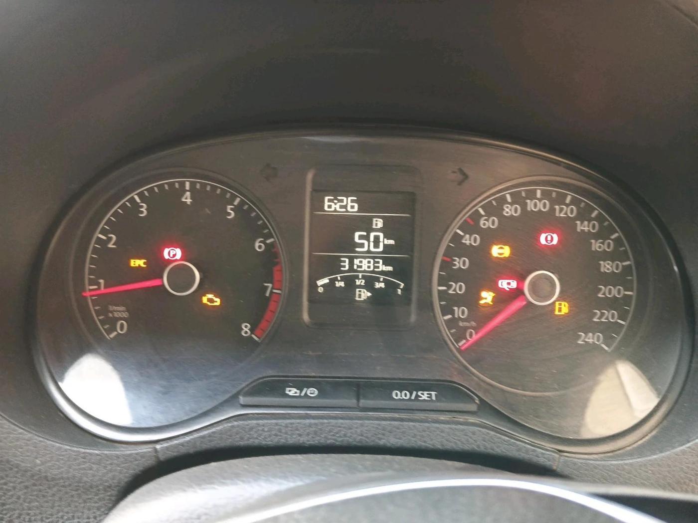 2016 Volkswagen Polo HIGHLINE1.2L, Petrol, Manual, 31,983 km, interior
