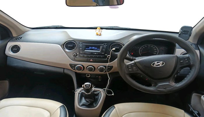 2015 Hyundai Grand i10 SPORTZ 1.2 KAPPA VTVT, Petrol, Manual, 93,407 km, interior
