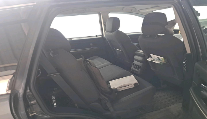 2018 Tata Hexa XMA 4X2 7 STR, Diesel, Automatic, 1,09,240 km, interior