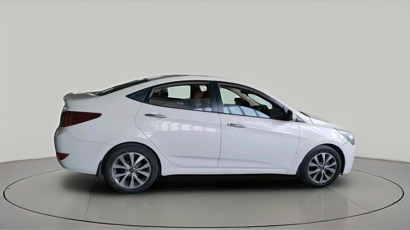2015 Hyundai Verna FLUIDIC 1.6 CRDI S(O) 4S, Diesel, Manual, 1,76,262 km, exterior