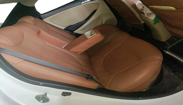 2015 Hyundai Verna FLUIDIC 1.6 CRDI S(O) 4S, Diesel, Manual, 1,76,262 km, interior
