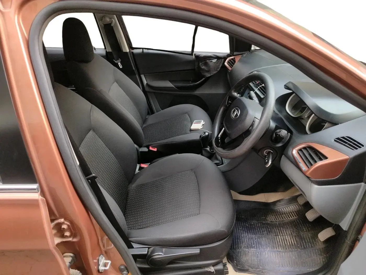 2017 Tata TIGOR XZ (O) PETROL, Petrol, Manual, 61,715 km, interior