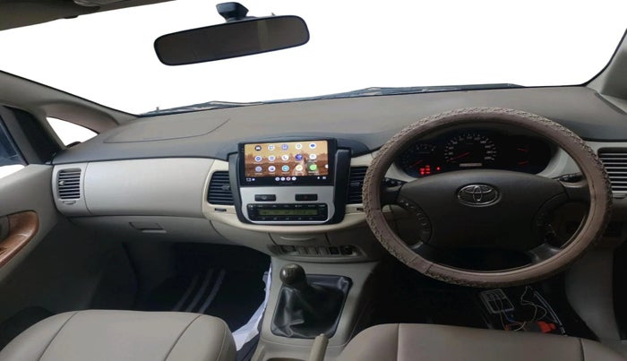 2011 Toyota Innova V 2.5 8 STR, Diesel, Manual, 1,72,180 km, interior