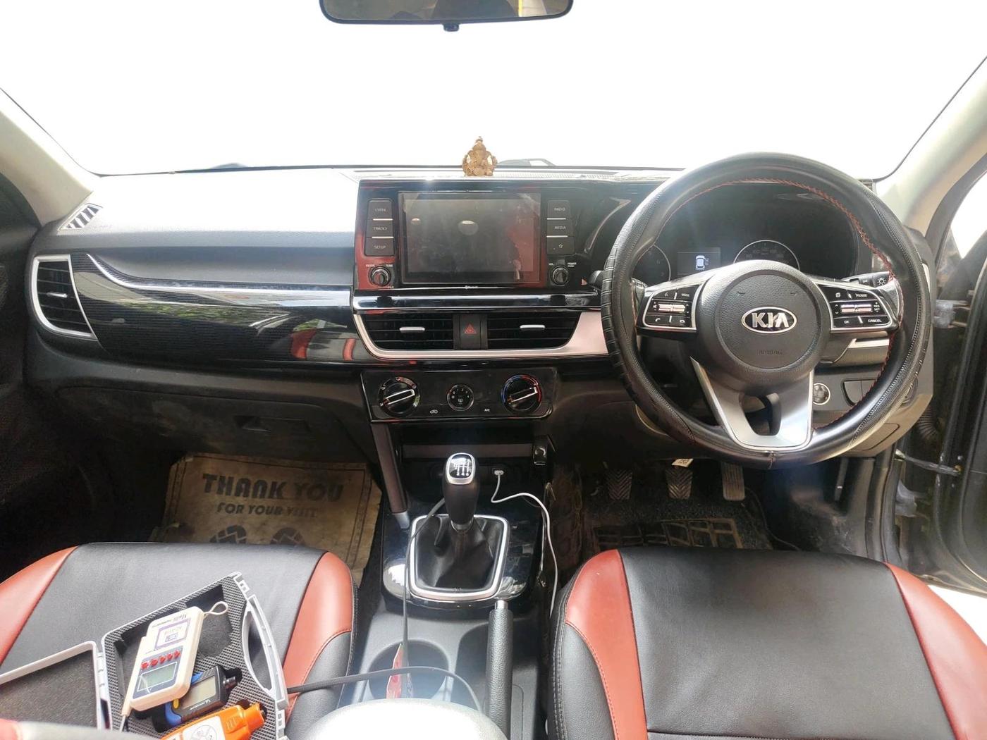 2020 KIA SELTOS HTK PLUS 1.5, Petrol, Manual, 26,773 km, interior