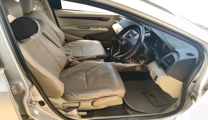 2011 Honda City 1.5L I-VTEC S MT, Petrol, Manual, 1,21,052 km, interior