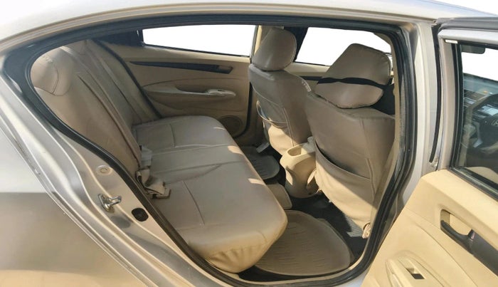 2011 Honda City 1.5L I-VTEC S MT, Petrol, Manual, 1,21,052 km, interior