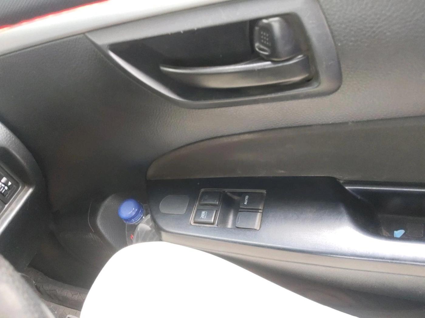 2016 Maruti Swift LXI, Petrol, Manual, 58,872 km, interior