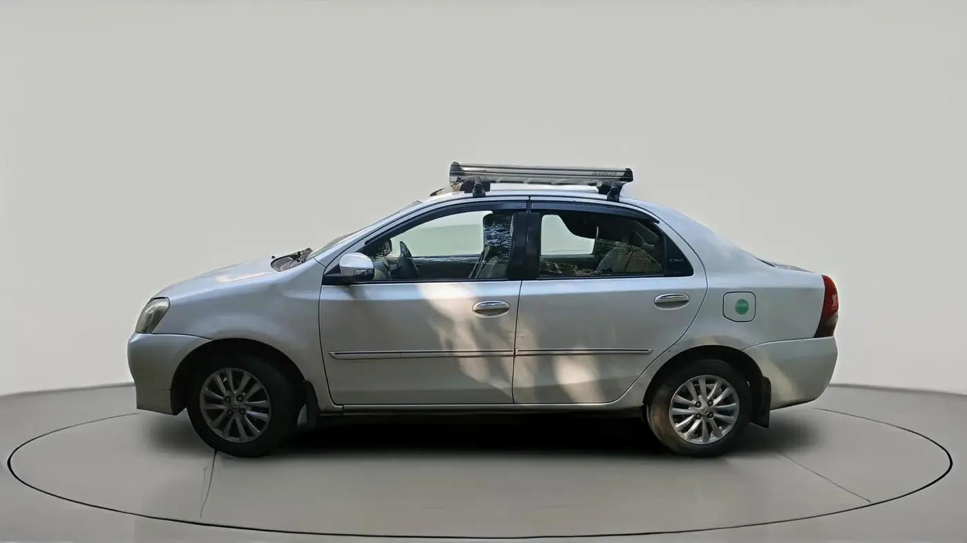 2014 Toyota Etios VX, Petrol, Manual, 64,841 km, exterior