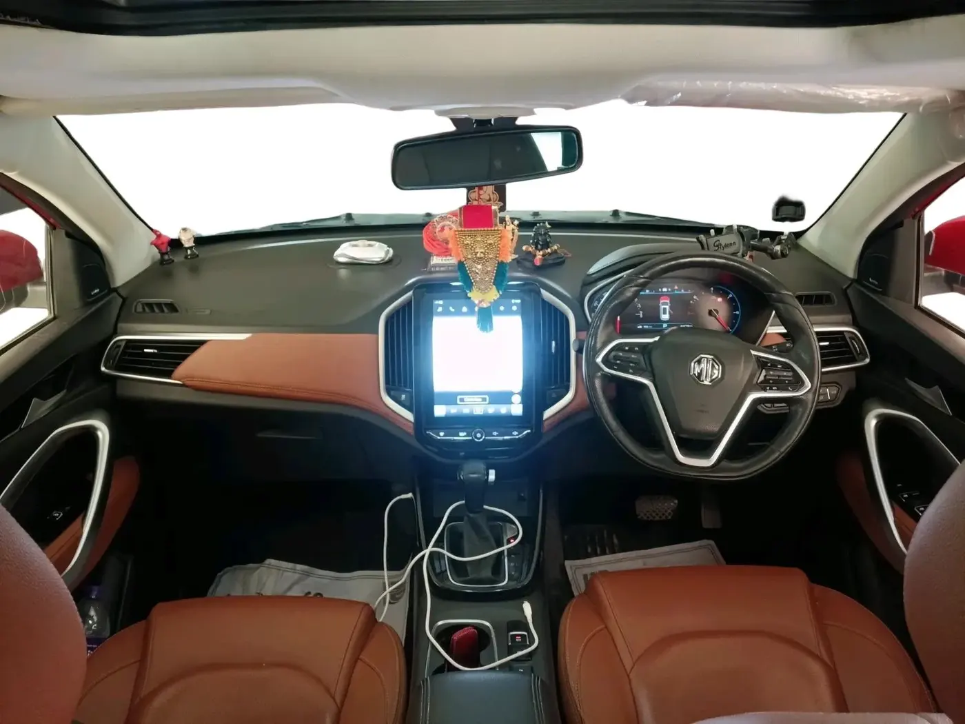 2022 MG HECTOR PLUS SHARP 1.5 PETROL TURBO CVT 6-STR, Petrol, Automatic, 44,775 km, interior